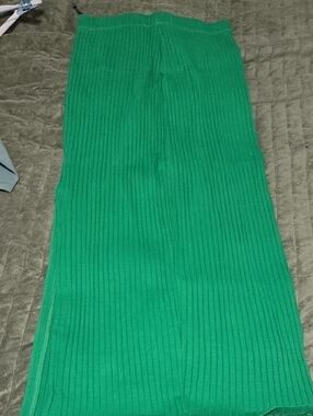 Zara Bright Green Ribbed Maxi Skirt